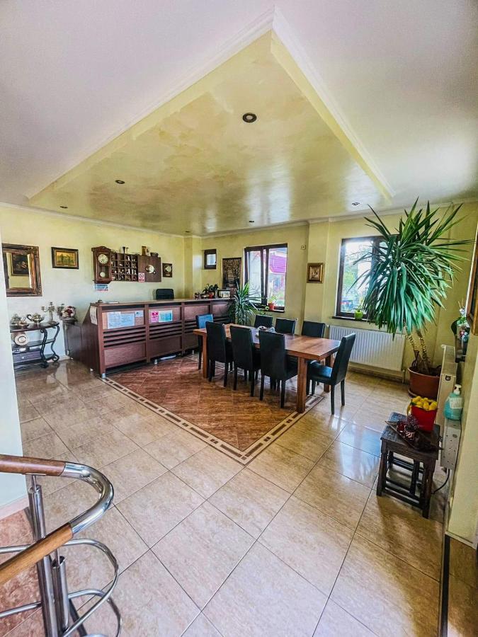 Vila Orange Hotel Năvodari Esterno foto