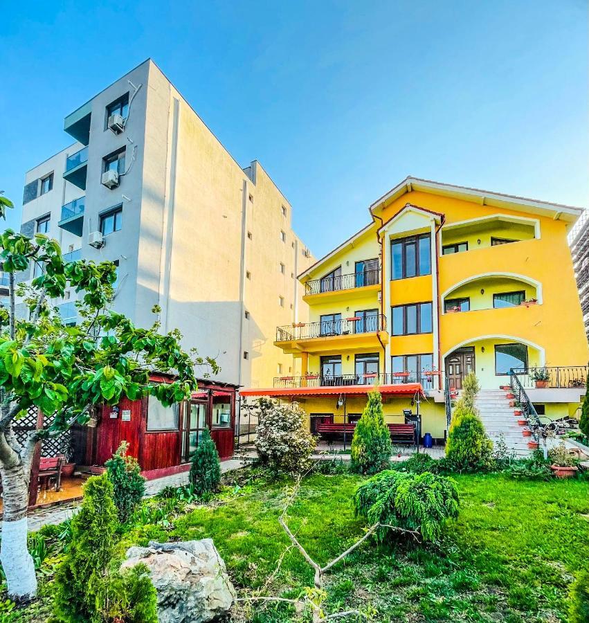 Vila Orange Hotel Năvodari Esterno foto