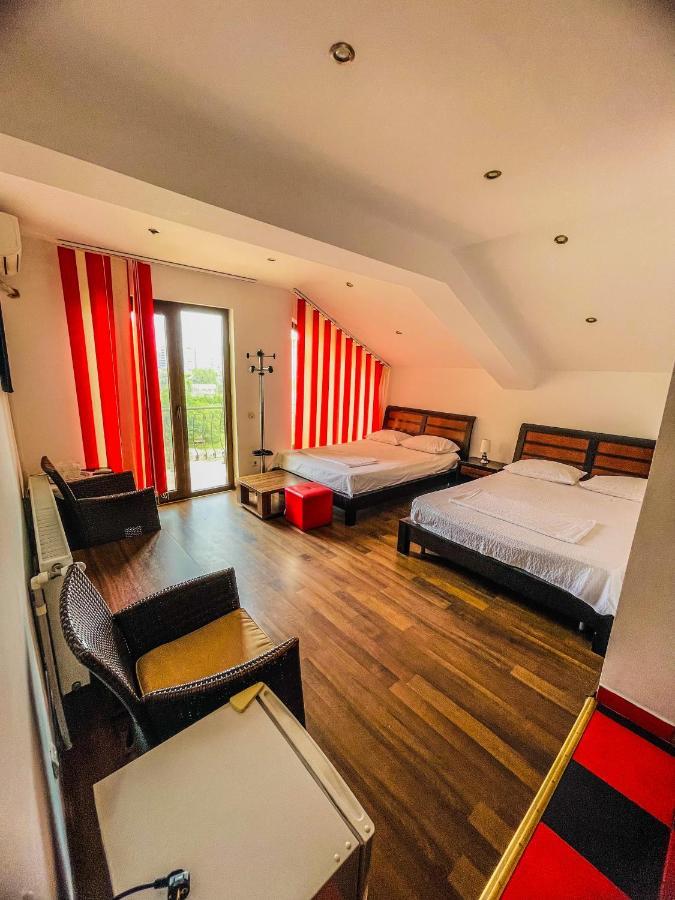 Vila Orange Hotel Năvodari Esterno foto
