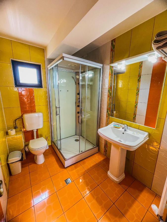 Vila Orange Hotel Năvodari Esterno foto