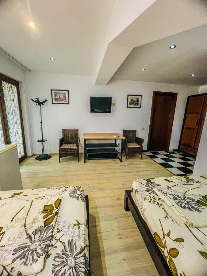 Vila Orange Hotel Năvodari Esterno foto