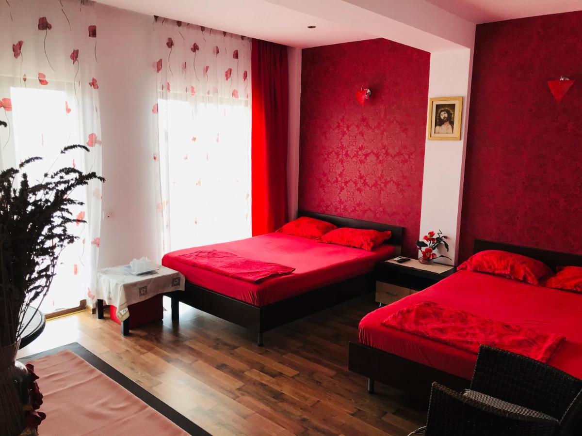 Vila Orange Hotel Năvodari Esterno foto
