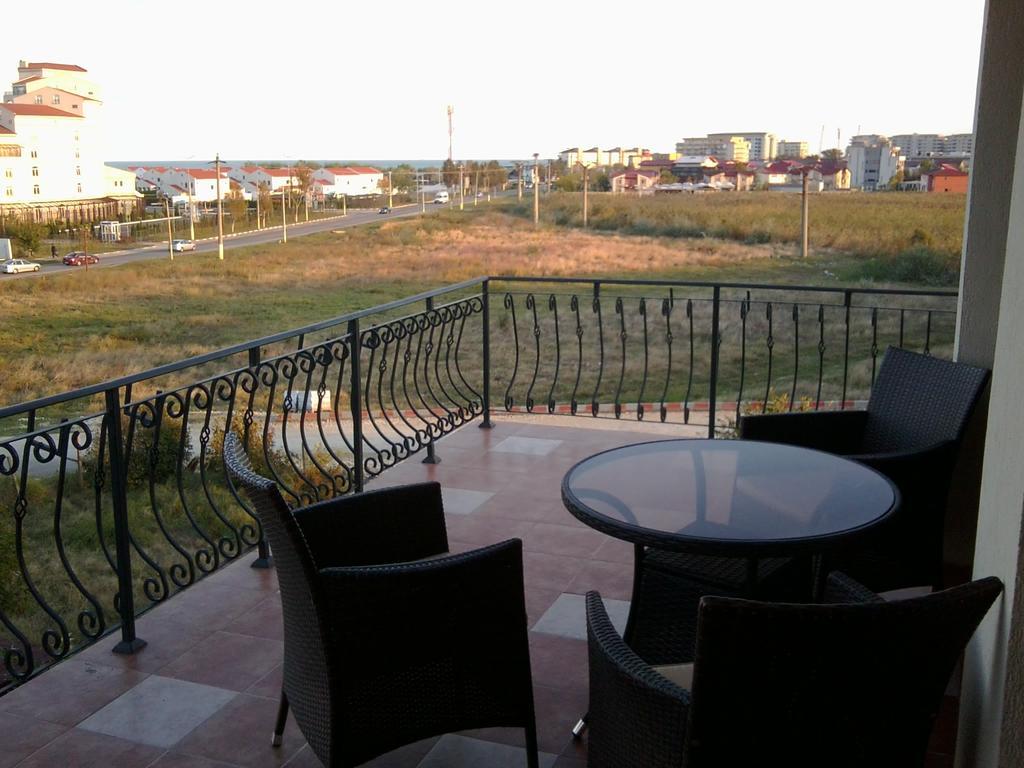 Vila Orange Hotel Năvodari Esterno foto